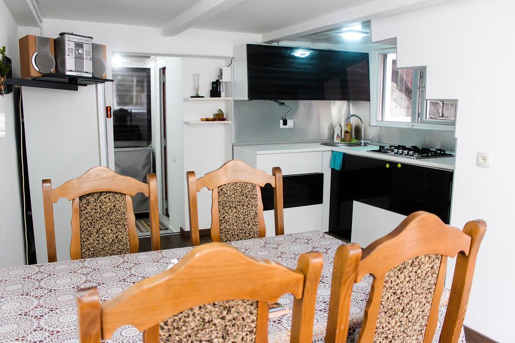 Apartment Liko Tbilisi Esterno foto